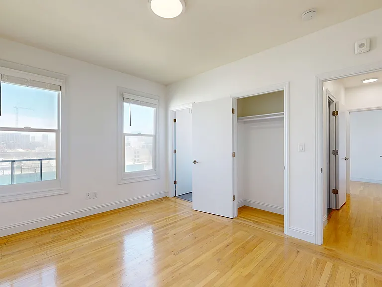 1637 Sacramento St #15 — Photo 7