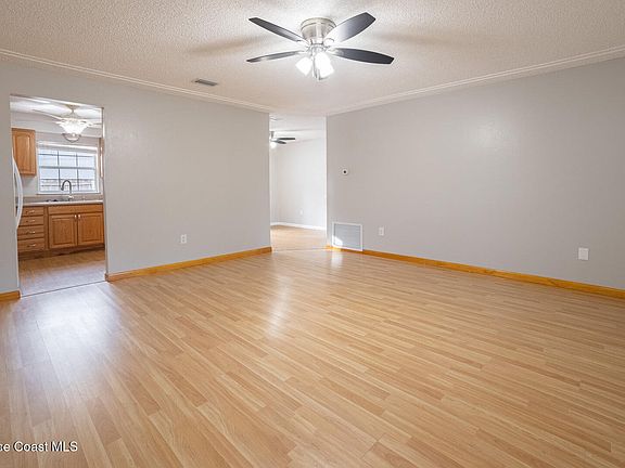 2nd image of 4280 Alpine Ln