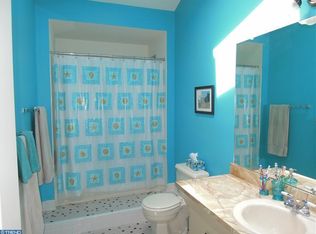 15 Baggaley Rd, Hamilton, NJ 08690
