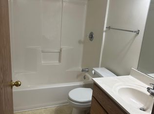 273 23rd St SE #1, Willmar, MN 56201