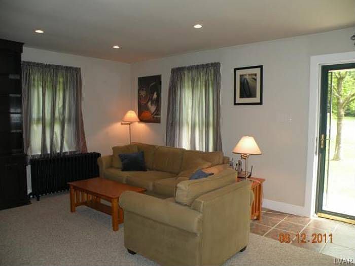 5273 Lanark Rd, Center Valley, PA 18034 Zillow