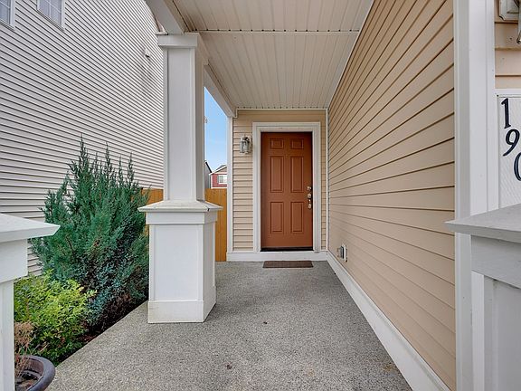 3rd image of 19018 18th Avenue Ct E