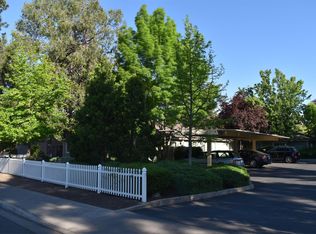835 E 10th St APT C, Medford, OR 97504