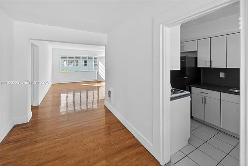 1135 Marseille Dr #3 Photo 1