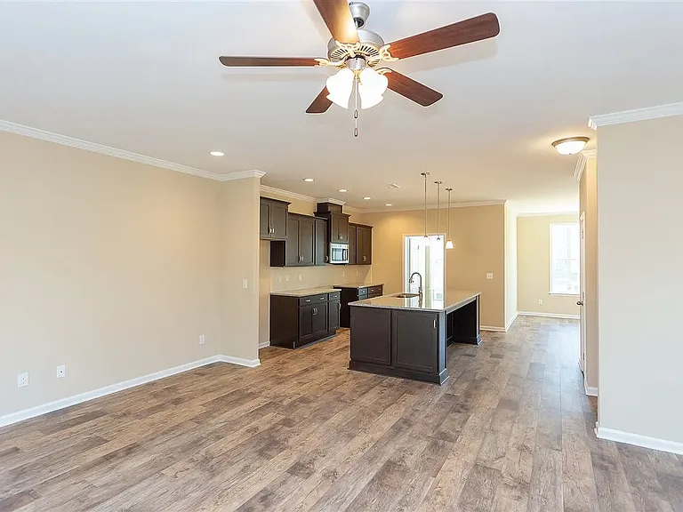 1122 Myers Point Dr — Photo 6