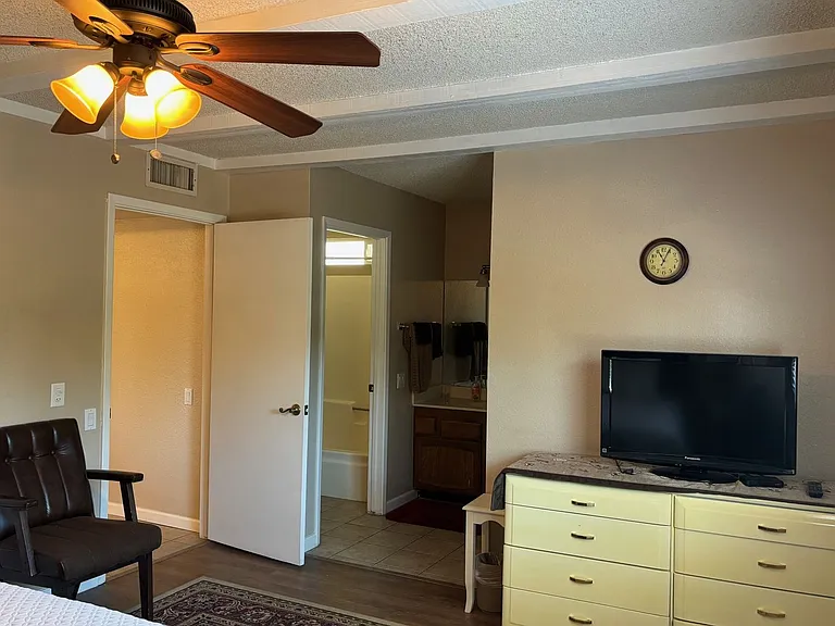 952 Leisure World — Photo 17