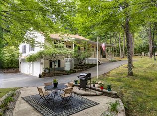 16 Betty Ln, East Waterboro, ME 04030