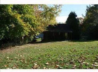 242 Logan Rd, Bethel Park, PA 15102