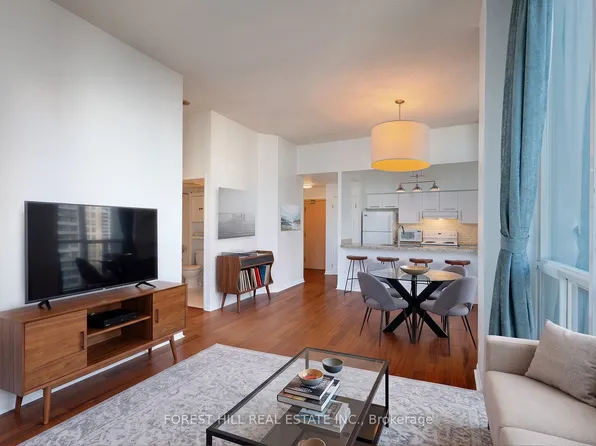 24 Wellesley St W #2405, Toronto, ON M4Y 2X6