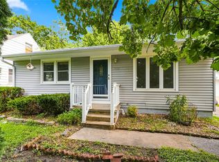 3005 Madison Ave, Des Moines, IA 50310