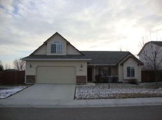 562 W Crimson Loop, Nampa, ID 83686