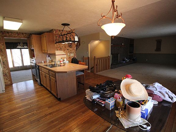 5th image of 2505 N Meadowlake Dr