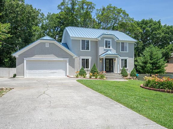 2nd image of 4517 Foothills Dr