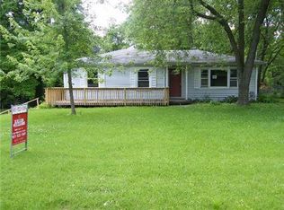 2919 NE Russell Rd, Kansas City, MO 64117