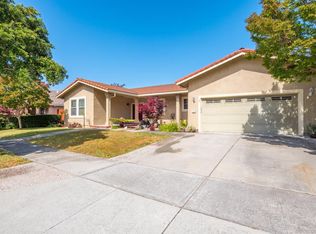 9240 Rancho Hills Dr, Gilroy, CA 95020