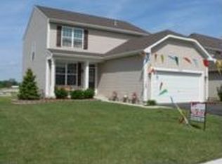 472 S Windcrest Dr, Romeoville, IL 60446