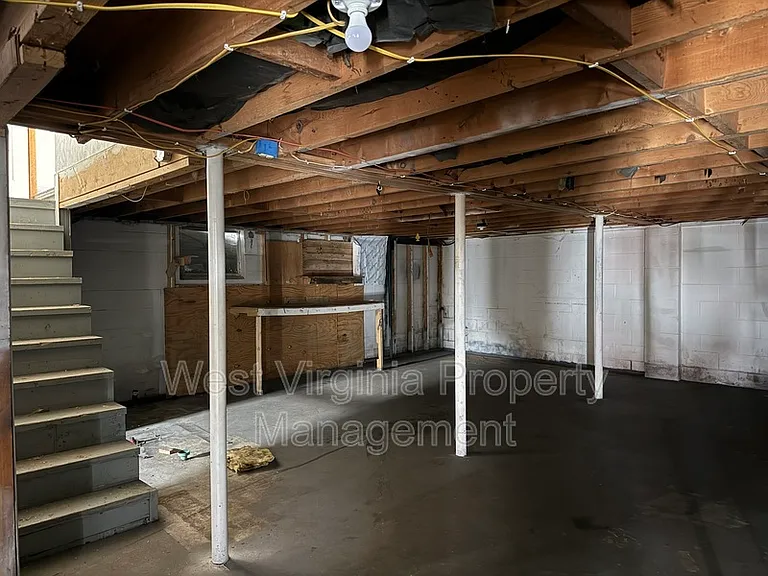 309 E Prince St — Photo 26