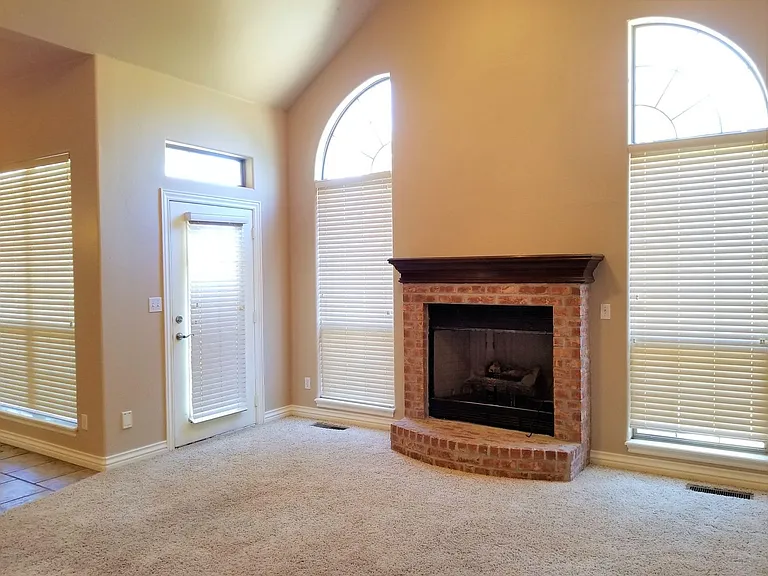3341 Heritage Green Cir — Photo 15