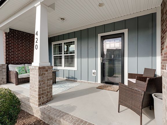 2nd image of 420 Longstone Rd