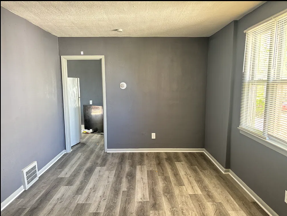 1 bed, 857 sqft, $950 — Photo 3