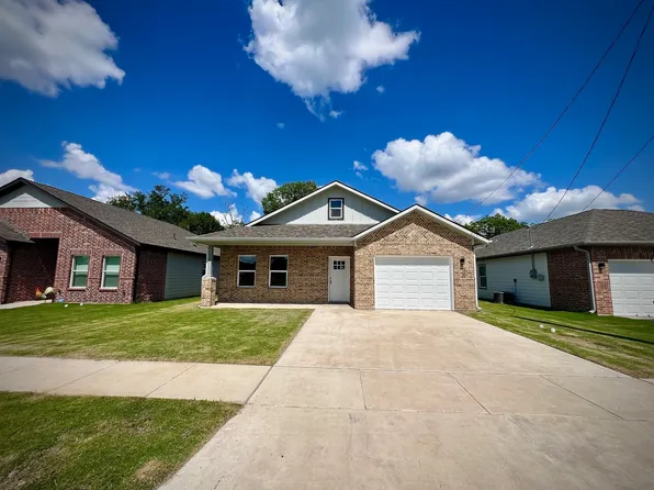 813 Sayle St, Greenville, TX 75401