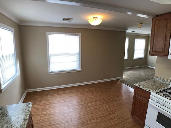 5th image of 1216 Orchard Heights Dr