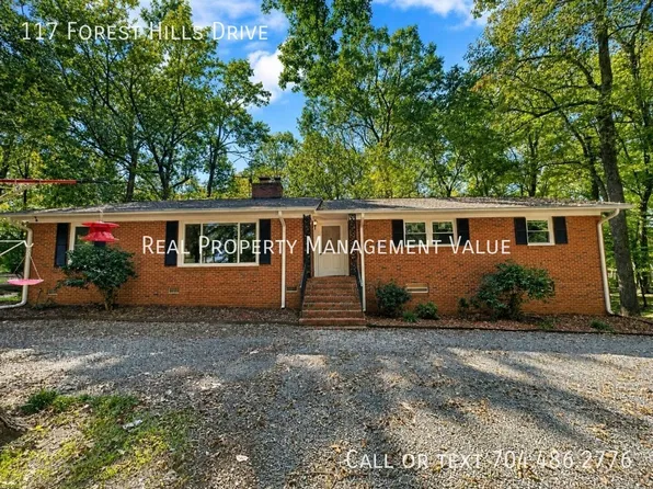 117 Forest Hills Dr, Monroe, NC 28112