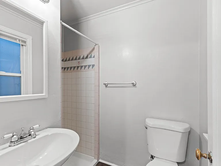 9300 E Sprague Ave — Photo 35