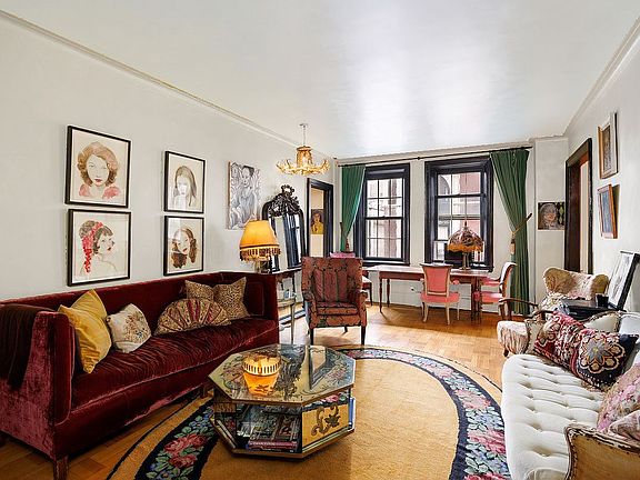 2nd image of 41 5th Ave APT 9B