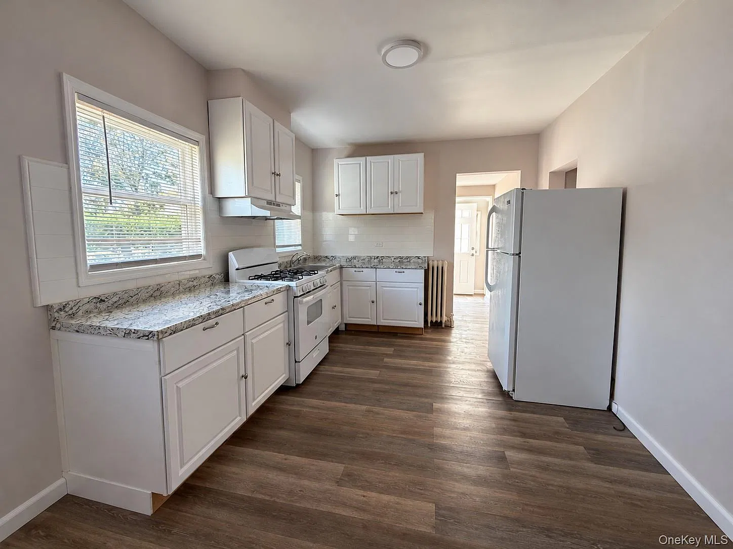 3 bed, 1.0 bath, 1590 sqft, $3,500 — Photo 1