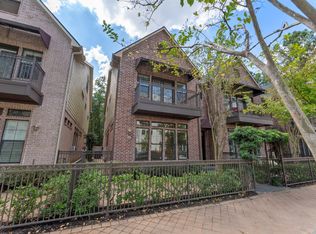 14 Riva Row, Spring, TX 77380