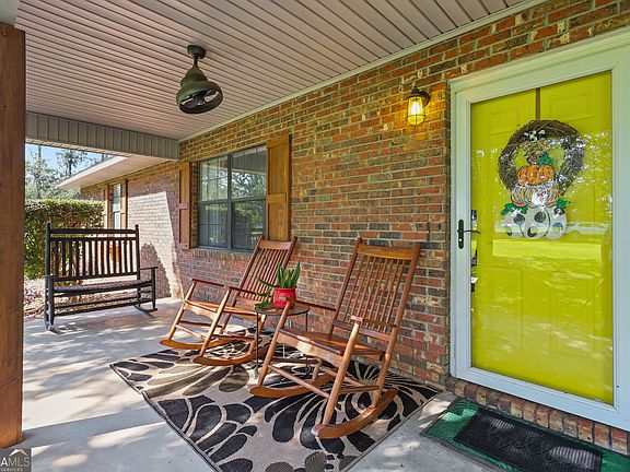 5th image of 142 Sunfish Rd