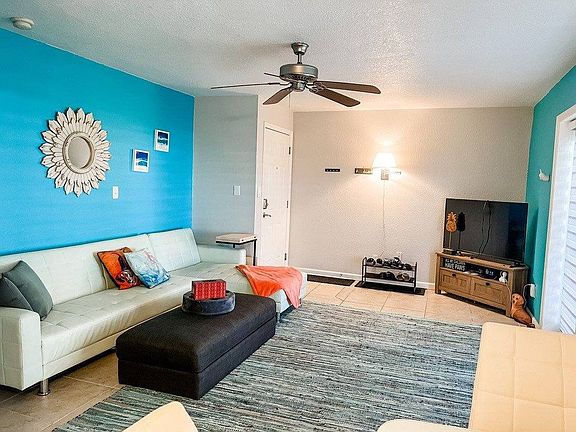 5th image of 4859 Coquina Key Dr SE