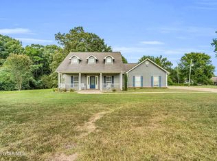 135 Kelsey Ln, Steens, MS 39766