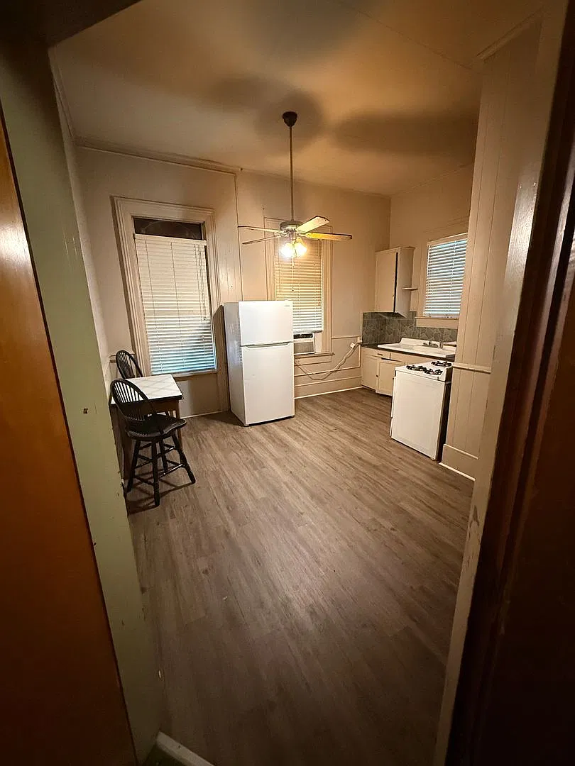 218 West St. Peter Street — Photo 1