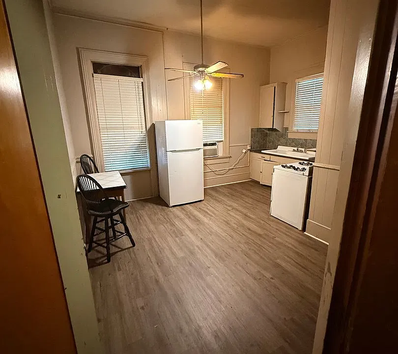 218 West Ave