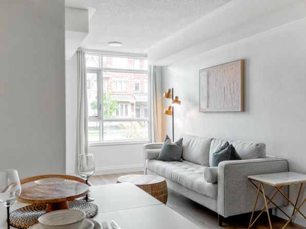 1070 Progress Ave #201, Toronto, ON M1B 0C5