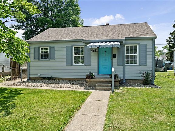 4th image of 4621 Farrington Ave