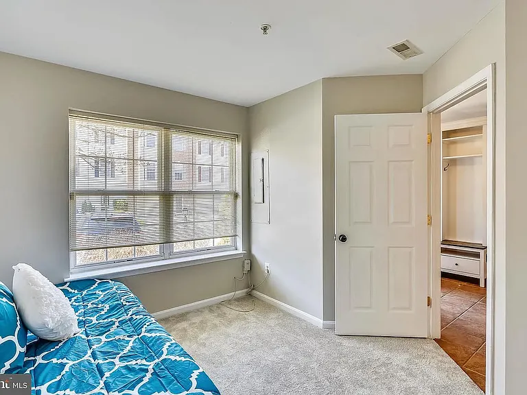 214 Tilden Way — Photo 25