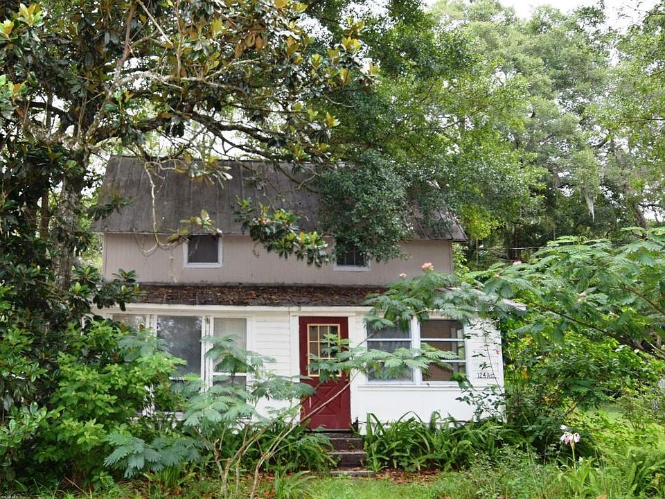 1st image of 124 A St