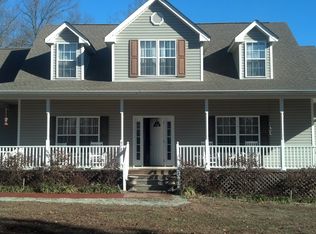 622 Ridgeview Rd, Leasburg, NC 27291