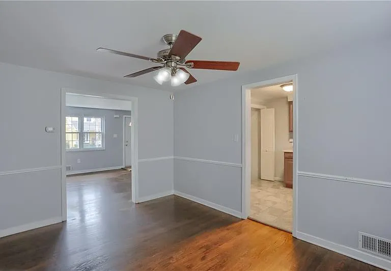 716 Maple Ln — Photo 12