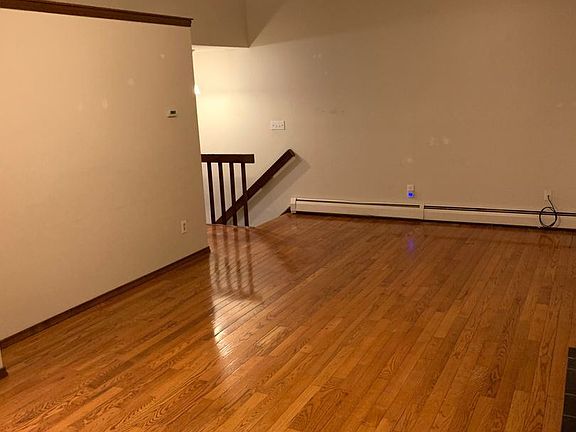 4th image of 68 Butternut Ln