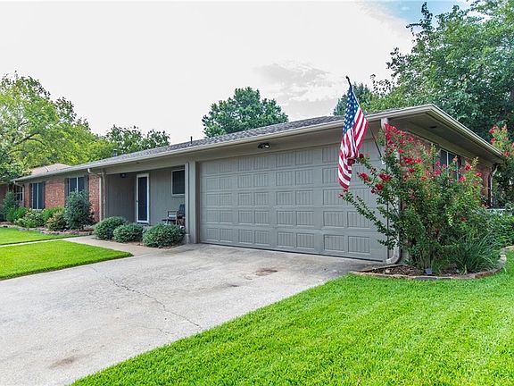 3rd image of 404 Beauty Ln