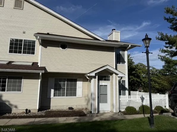 79 Academy Court Ondo #79, Bedminster Twp., NJ 07921
