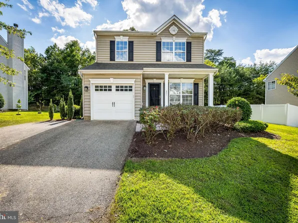 807 Lilac Bush Ln #4, Severna Park, MD 21146