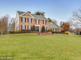 16300 Promontory Ct, Rockville, MD 20853