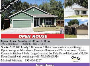 902 Conklin St, Houston, TX 77088