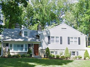 461 W Valley Rd, Wayne, PA 19087