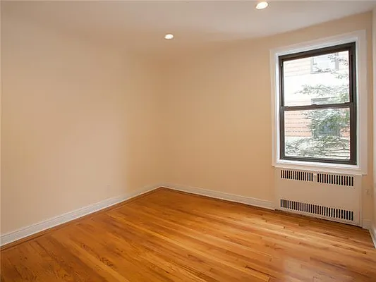 Sold by Avenue Sotheby's International Realty | media 20